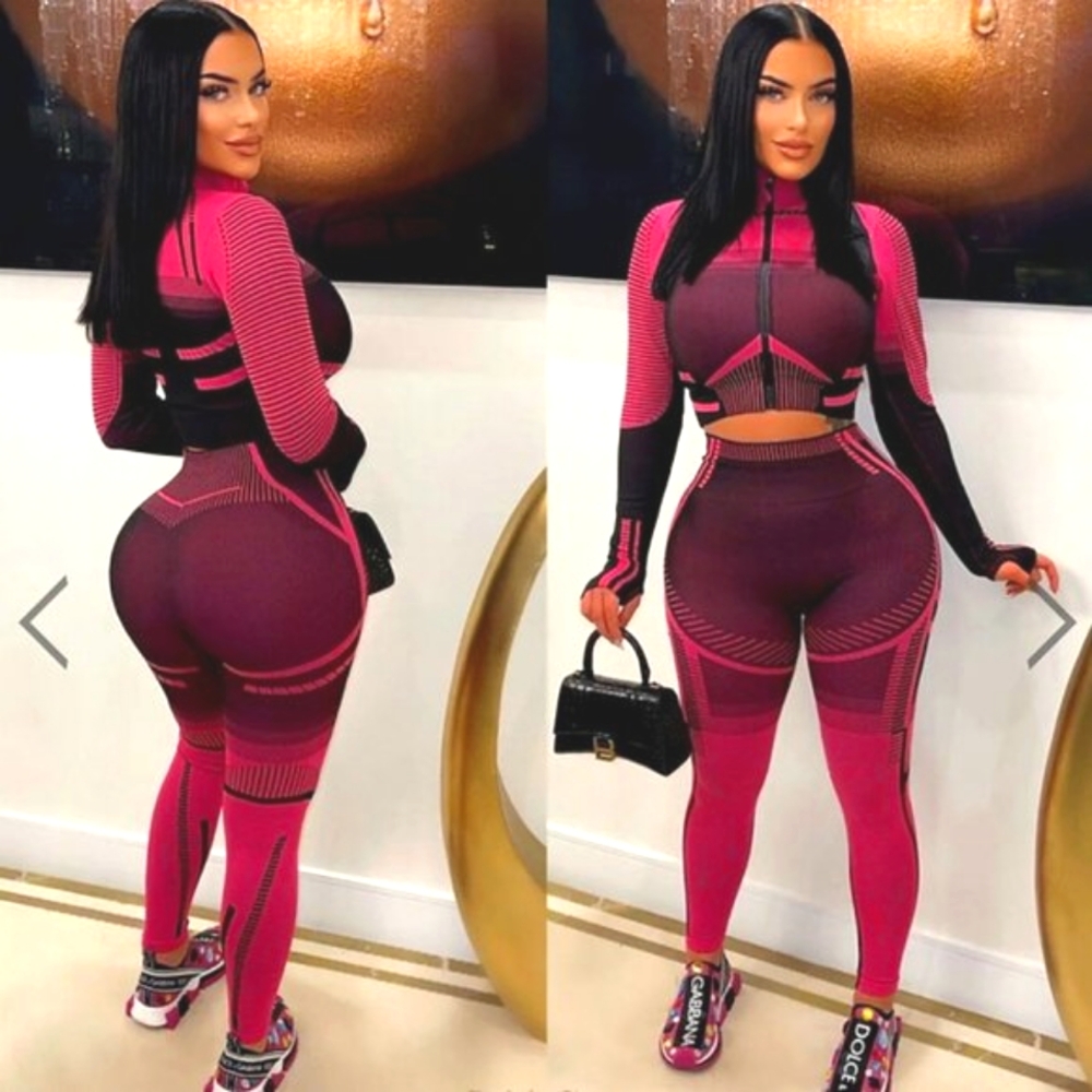 NEW! size SMALL & LARGE- the hottest boutique looks!